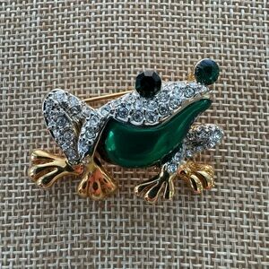 Vintage Green Enamel and Rhinestones Gold Tone Metal Frog Brooch